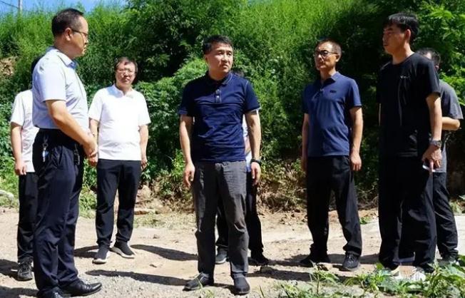 郭強調(diào)研防汛備汛、地質(zhì)災害治理工作